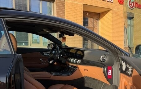 Mercedes-Benz E-Класс, 2020 год, 5 500 000 рублей, 9 фотография