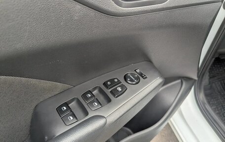 Hyundai Solaris II рестайлинг, 2017 год, 1 230 000 рублей, 7 фотография