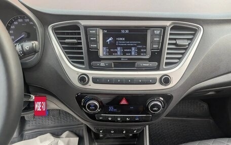 Hyundai Solaris II рестайлинг, 2017 год, 1 230 000 рублей, 13 фотография