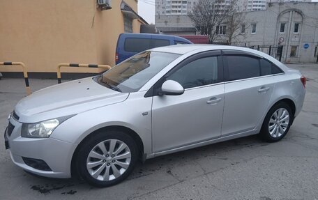 Chevrolet Cruze II, 2011 год, 625 000 рублей, 2 фотография