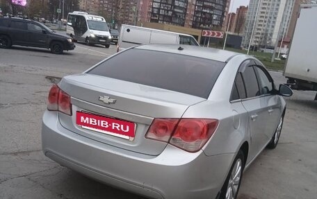 Chevrolet Cruze II, 2011 год, 625 000 рублей, 4 фотография