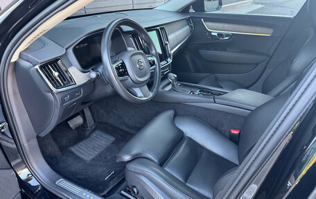 Volvo S90 II рестайлинг, 2021 год, 3 184 000 рублей, 7 фотография