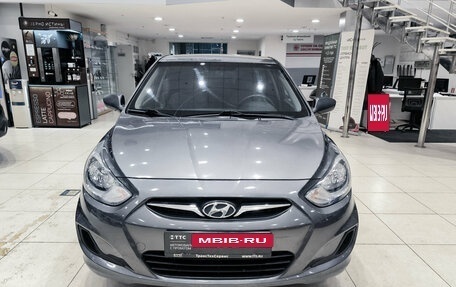 Hyundai Solaris II рестайлинг, 2012 год, 499 000 рублей, 2 фотография