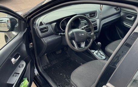 KIA Rio III рестайлинг, 2013 год, 700 000 рублей, 2 фотография