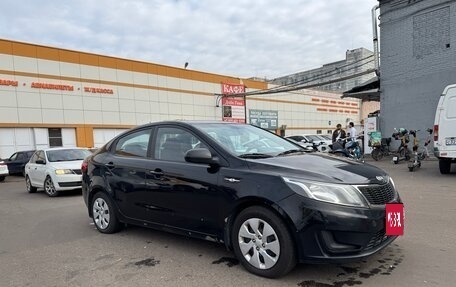 KIA Rio III рестайлинг, 2013 год, 700 000 рублей, 4 фотография