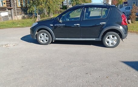 Renault Sandero I, 2013 год, 410 000 рублей, 2 фотография