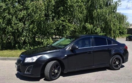 Chevrolet Cruze II, 2013 год, 550 000 рублей, 3 фотография