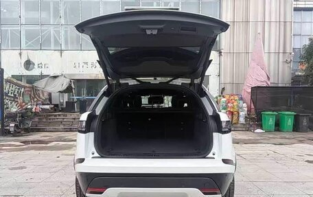 Land Rover Range Rover Velar I, 2024 год, 7 фотография