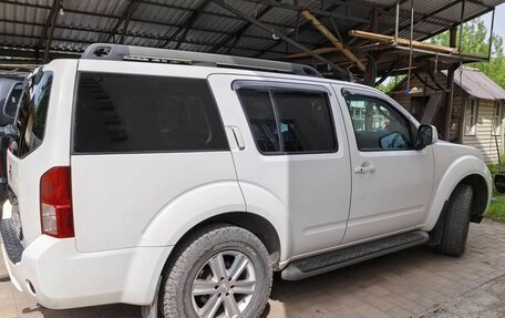 Nissan Pathfinder, 2012 год, 1 790 000 рублей, 5 фотография