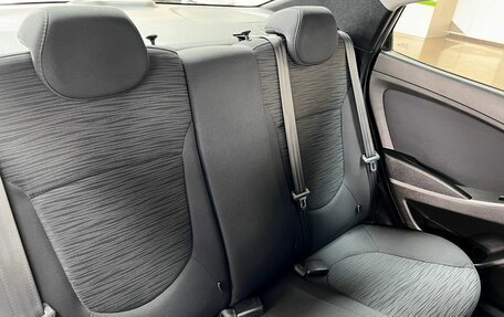 Hyundai Solaris II рестайлинг, 2015 год, 1 090 000 рублей, 12 фотография