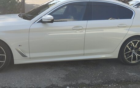 BMW 5 серия, 2021 год, 5 600 000 рублей, 5 фотография