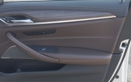 BMW 5 серия, 2021 год, 5 600 000 рублей, 15 фотография