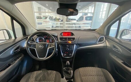 Opel Mokka I, 2013 год, 896 000 рублей, 36 фотография
