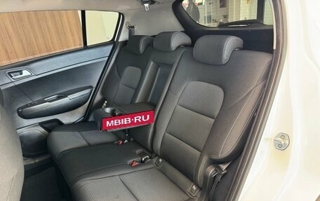 KIA Sportage IV рестайлинг, 2019 год, 2 000 000 рублей, 19 фотография