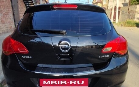 Opel Astra J, 2011 год, 620 000 рублей, 5 фотография