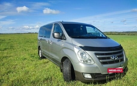 Hyundai H-1 II рестайлинг, 2014 год, 4 фотография