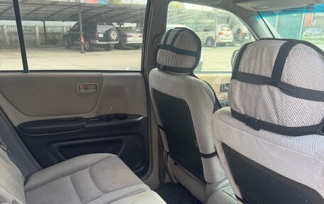 Toyota Highlander III, 2003 год, 770 000 рублей, 12 фотография