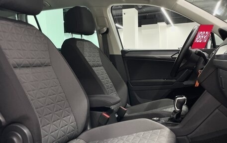 Volkswagen Tiguan II, 2021 год, 3 400 000 рублей, 31 фотография