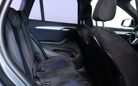 BMW X1, 2018 год, 2 400 000 рублей, 18 фотография