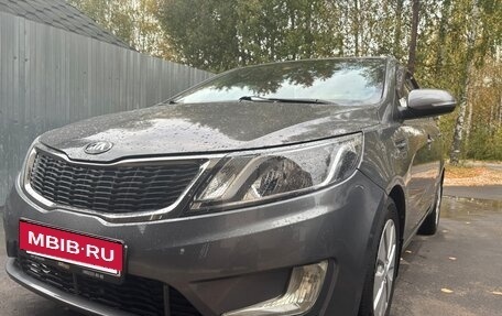 KIA Rio III рестайлинг, 2013 год, 915 000 рублей, 4 фотография