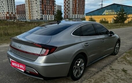 Hyundai Sonata VIII, 2020 год, 2 300 000 рублей, 3 фотография