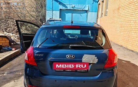 KIA cee'd I рестайлинг, 2011 год, 650 000 рублей, 6 фотография