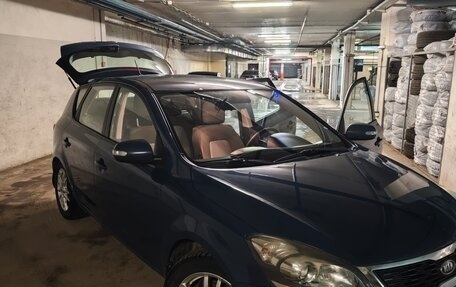 KIA cee'd I рестайлинг, 2011 год, 650 000 рублей, 18 фотография