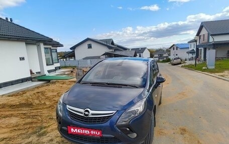 Opel Zafira C рестайлинг, 2012 год, 750 000 рублей, 1 фотография