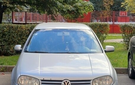 Volkswagen Golf IV, 2003 год, 310 000 рублей, 1 фотография