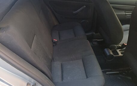 Volkswagen Golf IV, 2003 год, 310 000 рублей, 9 фотография
