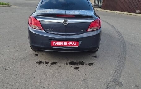 Opel Insignia II рестайлинг, 2010 год, 800 000 рублей, 1 фотография