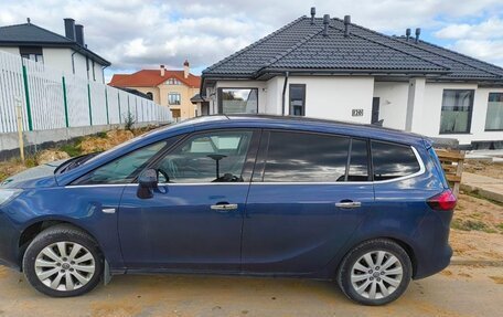 Opel Zafira C рестайлинг, 2012 год, 750 000 рублей, 4 фотография