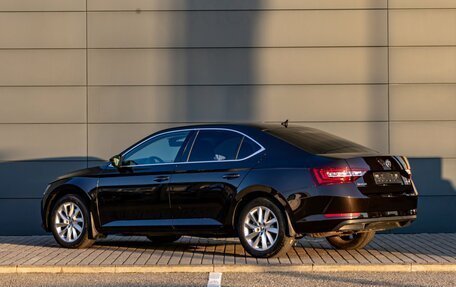 Skoda Superb III рестайлинг, 2016 год, 1 595 000 рублей, 4 фотография