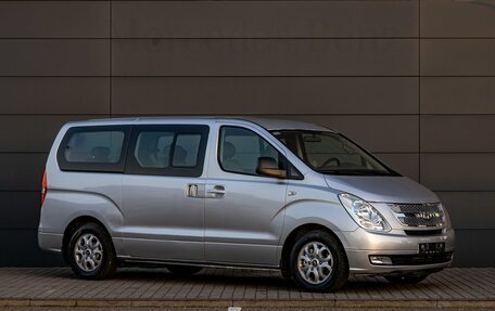 Hyundai Grand Starex Grand Starex I рестайлинг 2, 2010 год, 1 795 000 рублей, 3 фотография