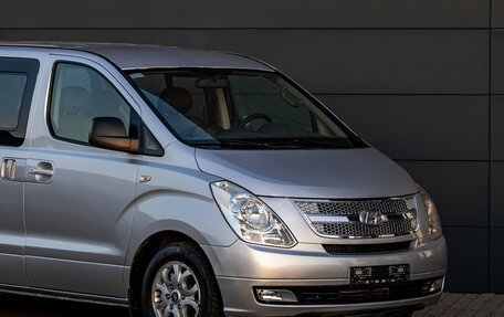 Hyundai Grand Starex Grand Starex I рестайлинг 2, 2010 год, 1 795 000 рублей, 9 фотография