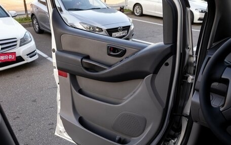 Hyundai Grand Starex Grand Starex I рестайлинг 2, 2010 год, 1 795 000 рублей, 14 фотография