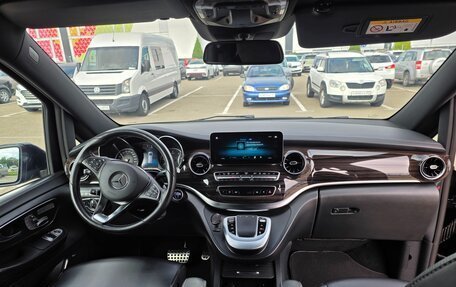 Mercedes-Benz V-Класс, 2020 год, 4 500 000 рублей, 6 фотография