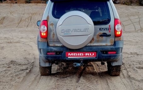 Chevrolet Niva I рестайлинг, 2011 год, 330 000 рублей, 6 фотография