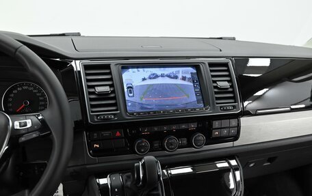 Volkswagen Multivan T6 рестайлинг, 2019 год, 3 249 000 рублей, 9 фотография