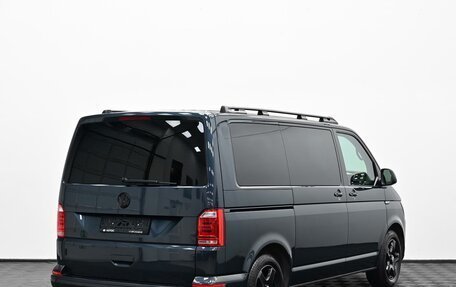 Volkswagen Multivan T6 рестайлинг, 2019 год, 3 249 000 рублей, 2 фотография