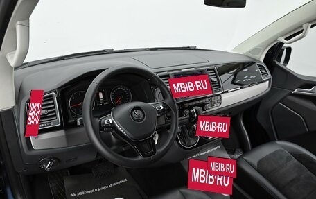 Volkswagen Multivan T6 рестайлинг, 2019 год, 3 249 000 рублей, 6 фотография