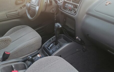 Suzuki Grand Vitara, 2001 год, 410 000 рублей, 8 фотография