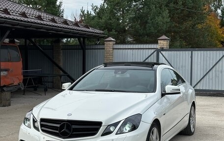 Mercedes-Benz E-Класс, 2011 год, 1 350 000 рублей, 17 фотография