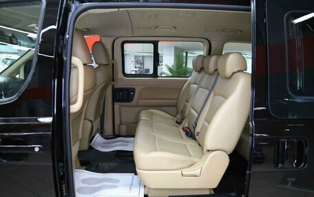 Hyundai H-1 II рестайлинг, 2019 год, 2 790 000 рублей, 6 фотография