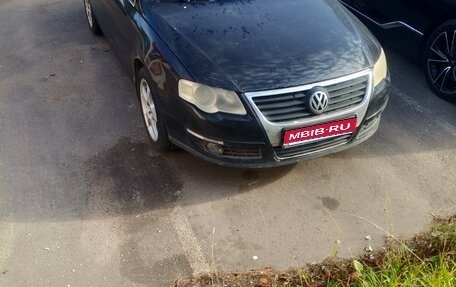 Volkswagen Passat B6, 2007 год, 650 000 рублей, 1 фотография