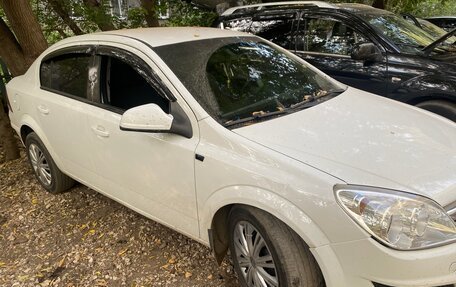Opel Astra H, 2011 год, 650 000 рублей, 2 фотография