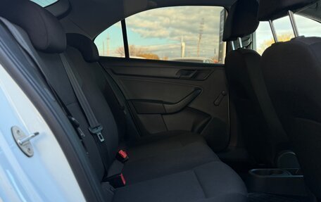 Skoda Rapid I, 2015 год, 1 050 000 рублей, 14 фотография