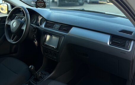 Skoda Rapid I, 2015 год, 1 050 000 рублей, 12 фотография