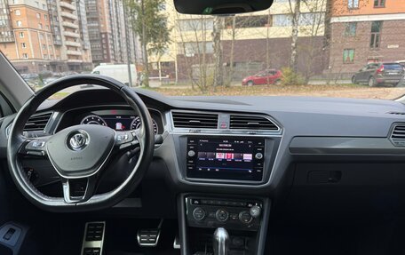 Volkswagen Tiguan II, 2018 год, 2 450 000 рублей, 10 фотография