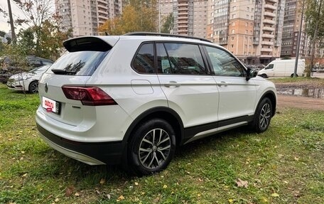 Volkswagen Tiguan II, 2018 год, 2 450 000 рублей, 6 фотография